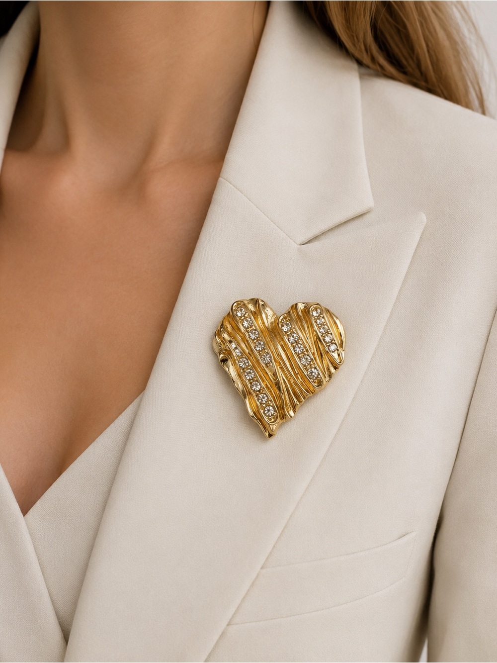 Gold Heart Crystal Brooch - Elegant Women's Jewelry